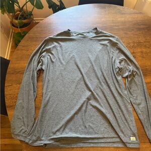 Men’s Vuori long sleeve shirt (size XL, grey/green)